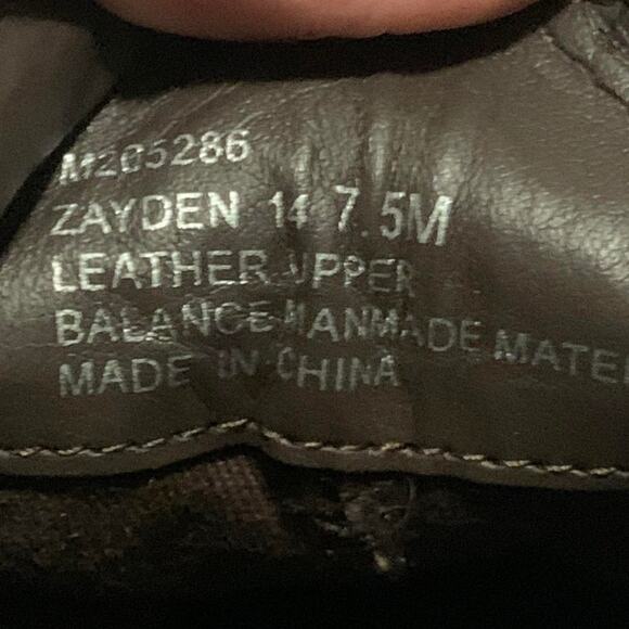 Me Too Zayden Ankle Boots Brown Suede Slip On Booties Pointed Toe Size 7.5M Cute - Picture 6 of 9